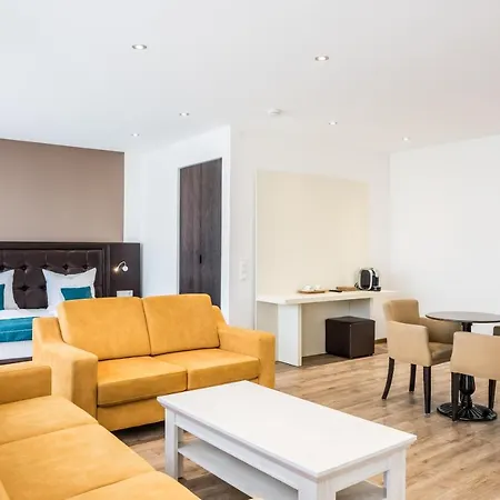 Rheincity & Boardinghouse 3*