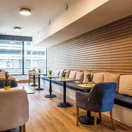 Rheincity & Boardinghouse فندق