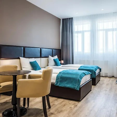 Rheincity & Boardinghouse 3*