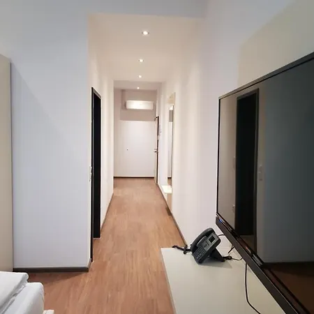 Rheincity & Boardinghouse ホテル ルートウィヒスハーフェン・アム・ライン