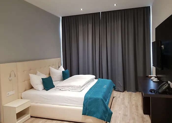 Rheincity & Boardinghouse Hotel 4*