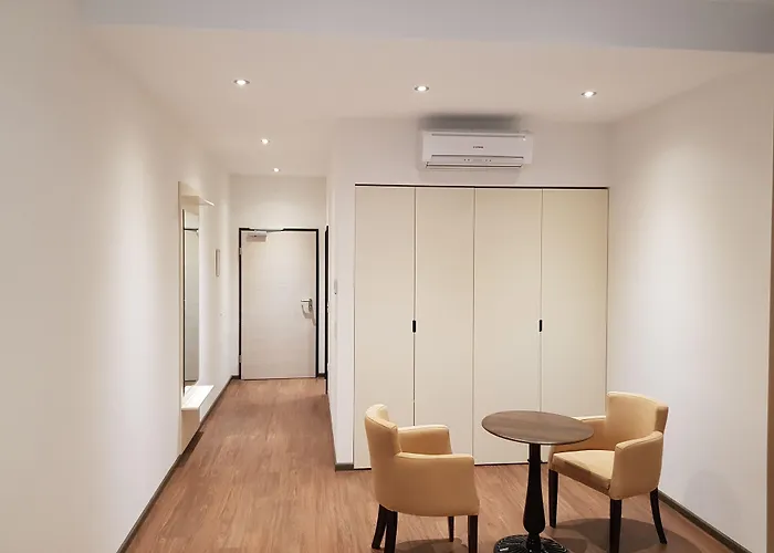 Rheincity & Boardinghouse Hotel